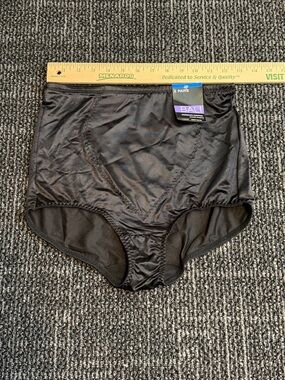 Bali Moderate Control Shaping Brief Sz XL (1) Pair